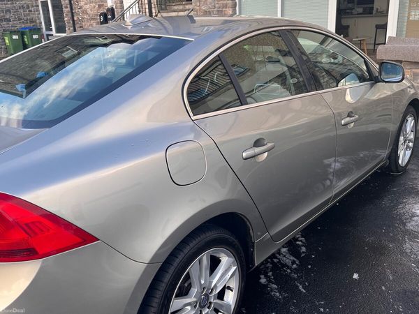 Volvo S60 Saloon, Diesel, 2013, Green