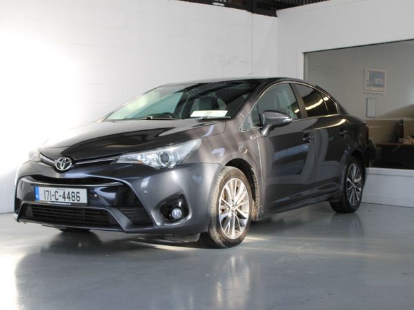 Toyota Avensis Saloon, Diesel, 2017, Grey