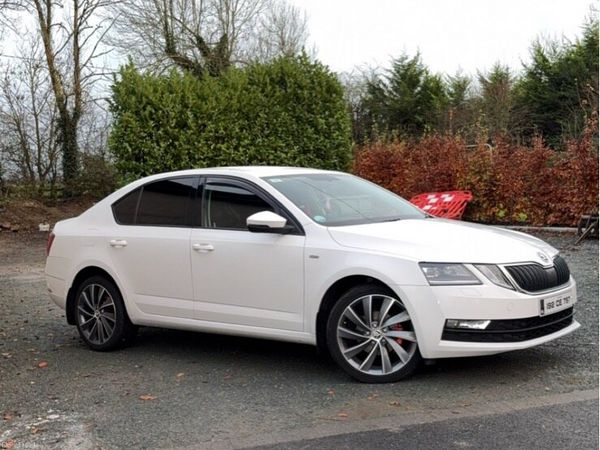 Skoda Octavia Saloon, Diesel, 2019, White