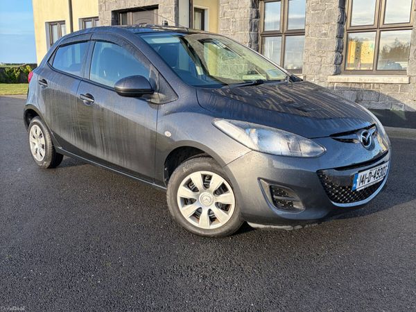 Mazda Demio MPV, Petrol, 2014, Grey