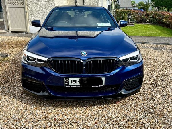 BMW 5-Series Saloon, Petrol Plug-in Hybrid, 2019, Blue