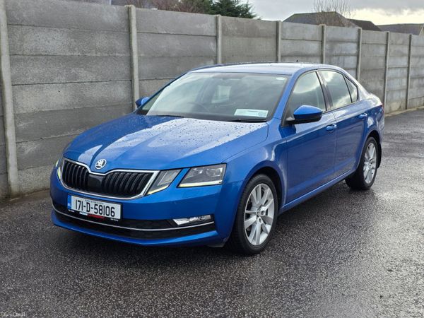 Skoda Octavia Hatchback, Diesel, 2017, Blue