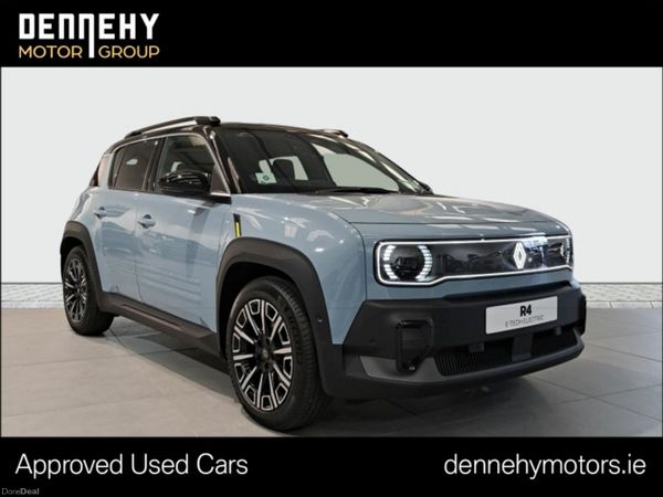 Renault 4 Hatchback, Electric, 2026, Blue