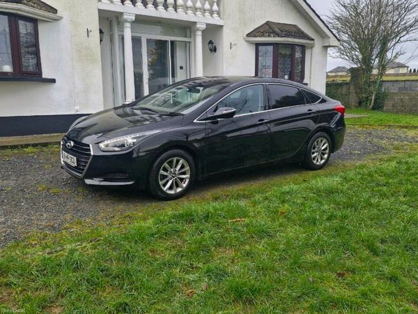 Hyundai i40 Saloon, Diesel, 2015, Black