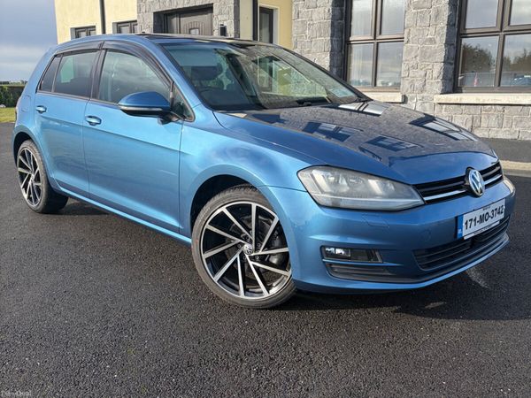 Volkswagen Golf Hatchback, Petrol, 2017, Blue