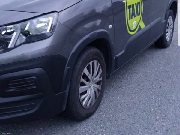 Peugeot Rifter MPV, Diesel, 2021, Grey