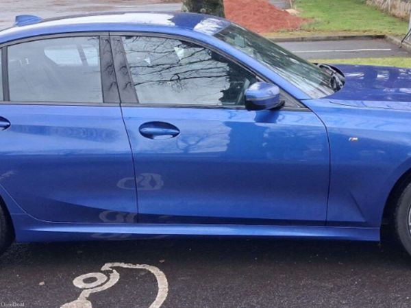 BMW 3-Series Saloon, Petrol Hybrid, 2019, Blue