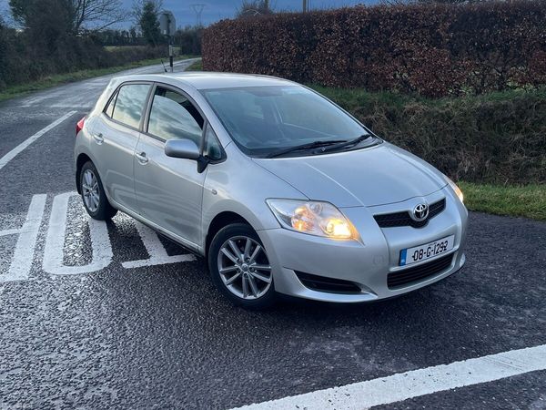 Toyota Auris Hatchback, Petrol, 2008, Silver