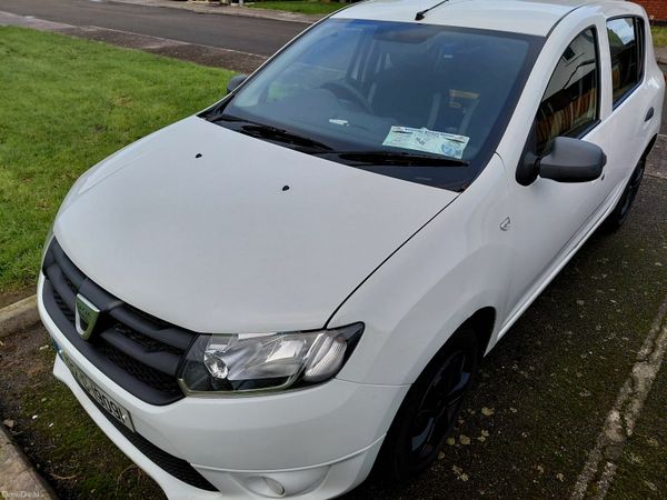 Dacia Sandero Hatchback, Petrol, 2013, White
