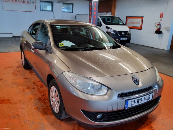 Renault Fluence Saloon, Diesel, 2010, Gold
