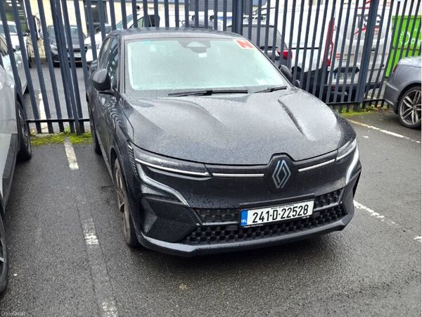 Renault Megane Hatchback, Electric, 2024, Black