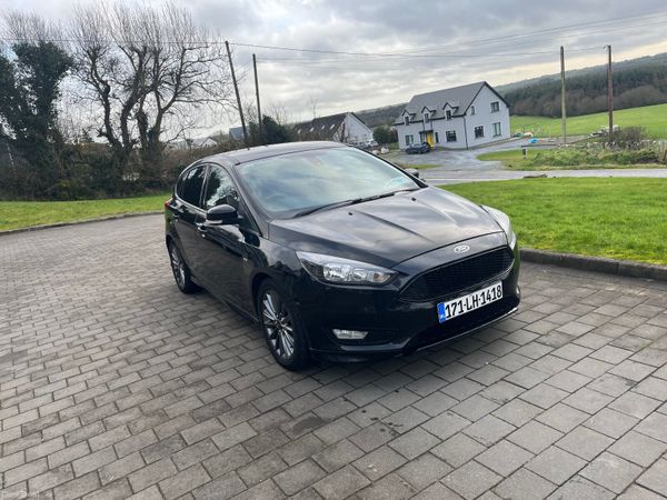 Ford Focus Hatchback, Diesel, 2017, Black