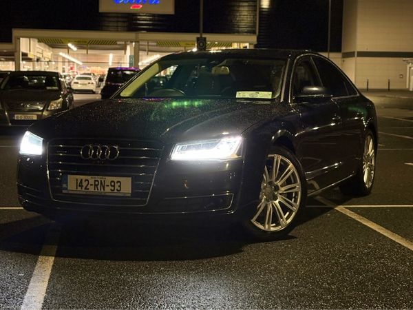 Audi A8 Saloon, Diesel, 2014, Blue