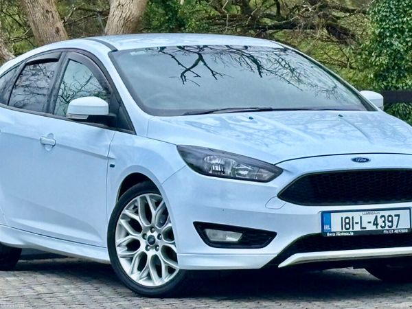 Ford Focus Hatchback, Petrol, 2018, White
