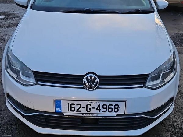Volkswagen Polo Hatchback, Petrol, 2016, Red
