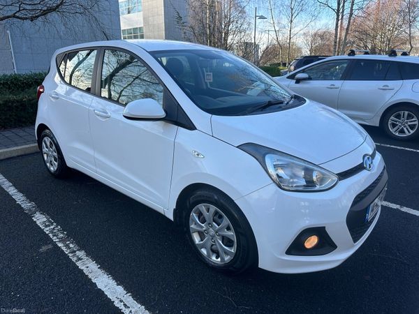 Hyundai i10 Hatchback, Petrol, 2014, White