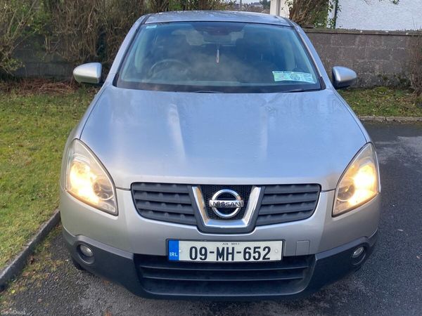 Nissan Qashqai Hatchback, Diesel, 2009, Silver