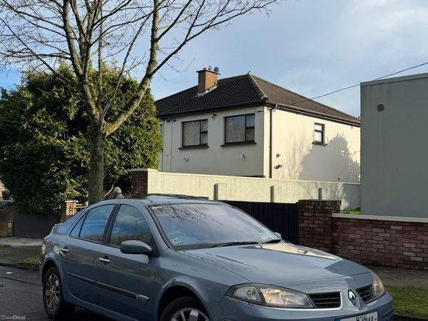 Renault Laguna Hatchback, Petrol, 2006, Blue