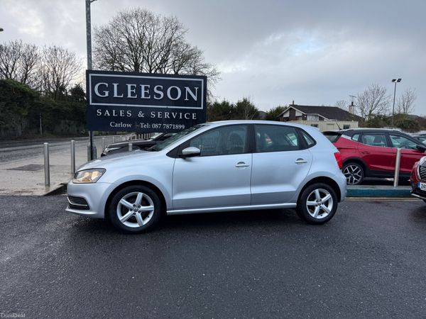 Volkswagen Polo Hatchback, Petrol, 2015, Silver