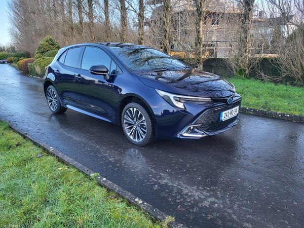 Toyota Corolla Hatchback, Petrol Hybrid, 2024, Blue