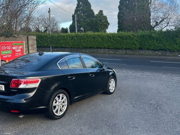 Toyota Avensis Saloon, Diesel, 2010, Black