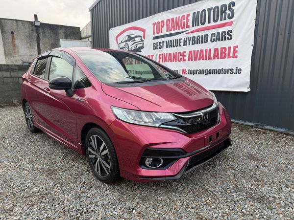 Honda Fit Hatchback, Petrol Hybrid, 2017, Red