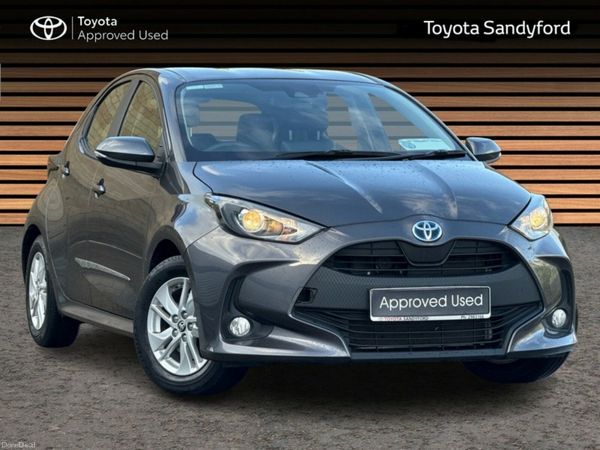 Toyota Yaris Hatchback, Petrol Hybrid, 2023, Grey