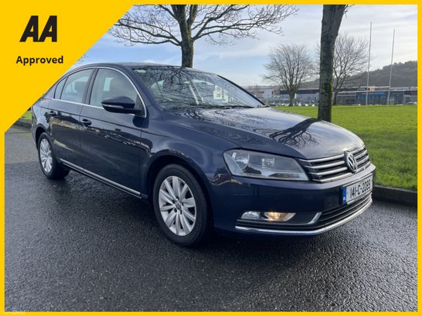 Volkswagen Passat Saloon, Diesel, 2014, Blue