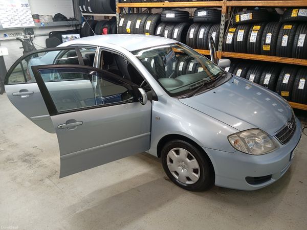 Toyota Corolla Saloon, Petrol, 2005, Blue