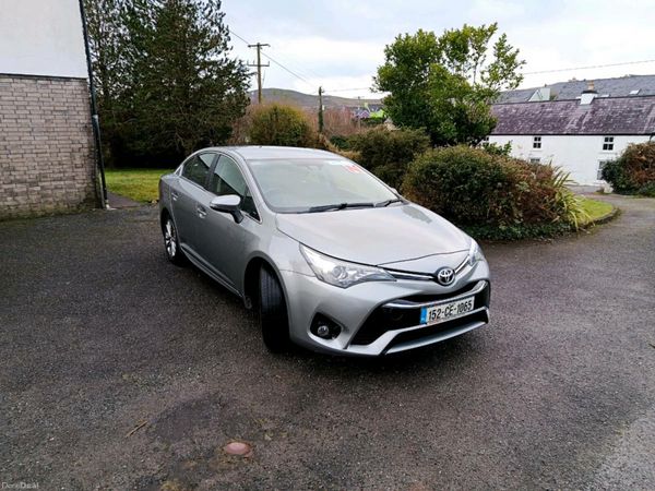 Toyota Avensis Saloon, Diesel, 2015, Grey