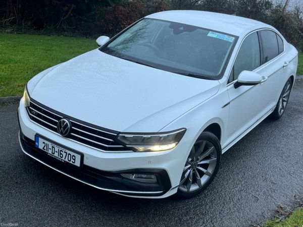 Volkswagen Passat Saloon, Diesel, 2021, White