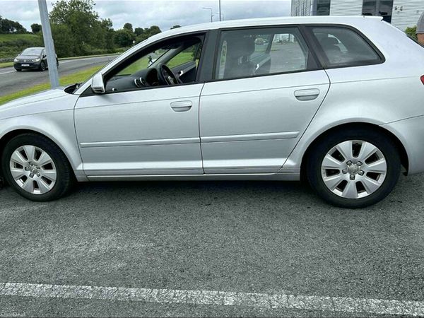 Audi A3 Hatchback, Diesel, 2009, Silver