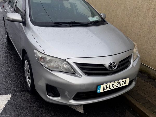 Toyota Corolla Saloon, Diesel, 2010, Silver