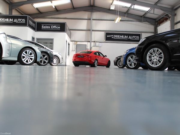 Volkswagen Golf Estate/Jeep, Diesel, 2011, Silver