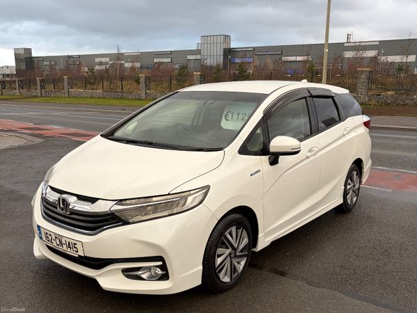 Honda Shuttle Hatchback, Petrol Hybrid, 2016, White
