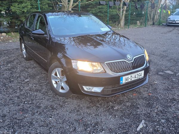 Skoda Octavia Hatchback, Diesel, 2014, Black