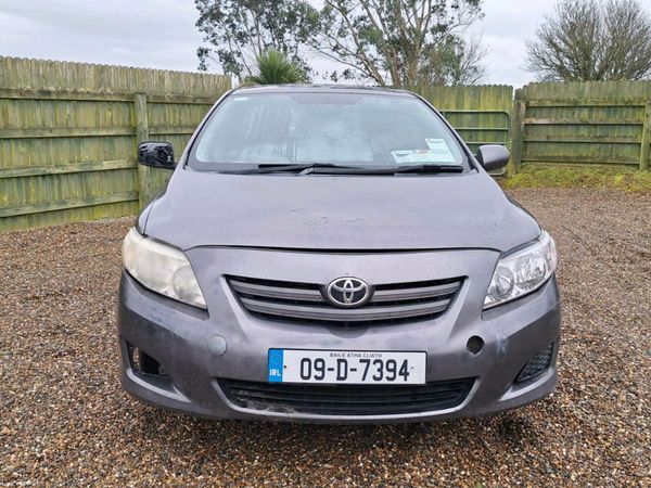 Toyota Corolla Saloon, Diesel, 2009, Grey