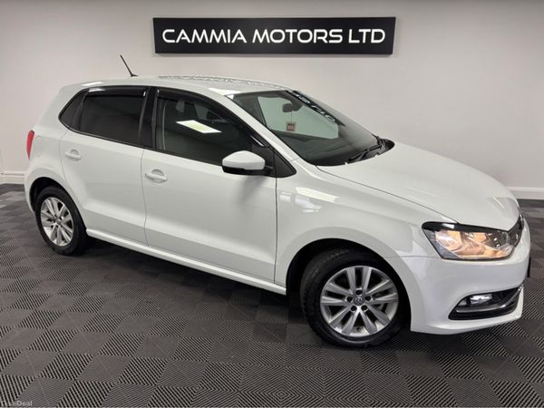 Volkswagen Polo Hatchback, Petrol, 2016, White