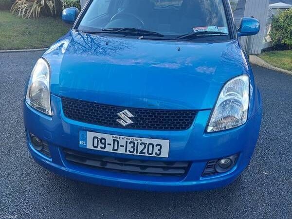 Suzuki Swift Hatchback, Petrol, 2009, Blue
