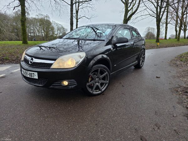 Opel Astra Hatchback, Petrol, 2008, Black