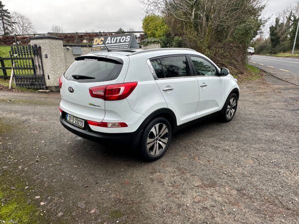 Kia Sportage SUV, Diesel, 2013, White