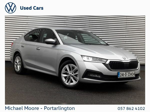 Skoda Octavia Saloon, Petrol Hybrid, 2024, Grey