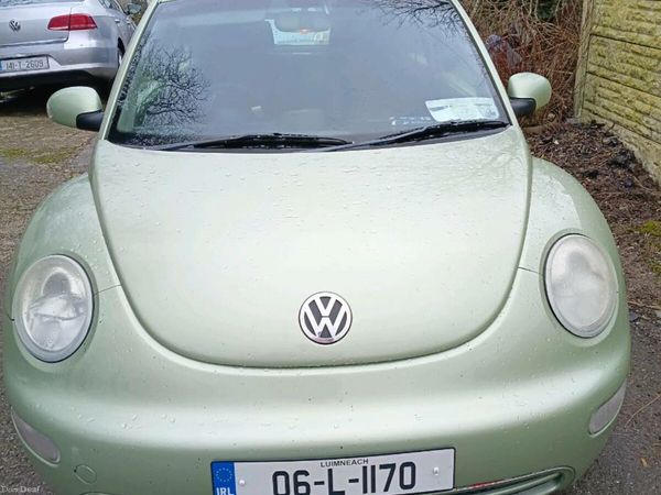 Volkswagen Beetle Hatchback, Petrol, 2006, Green
