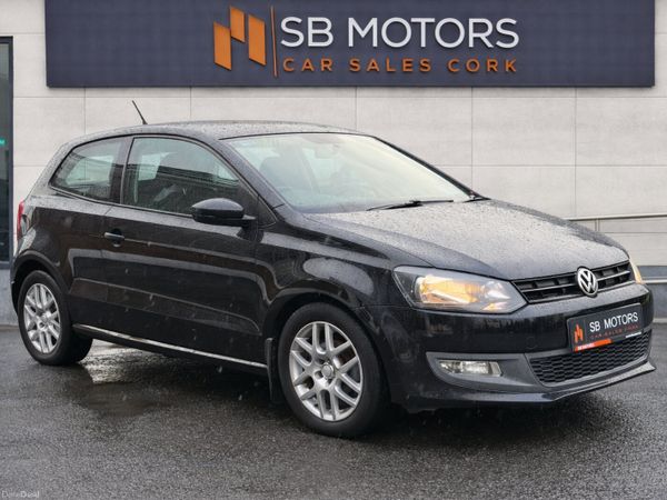 Volkswagen Polo Hatchback, Petrol, 2012, Black