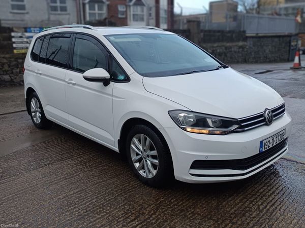 Volkswagen Touran MPV, Diesel, 2019, White