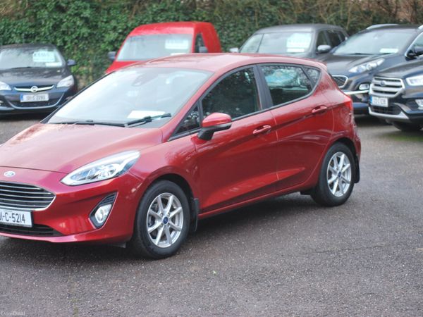 Ford Fiesta Hatchback, Diesel, 2020, Red