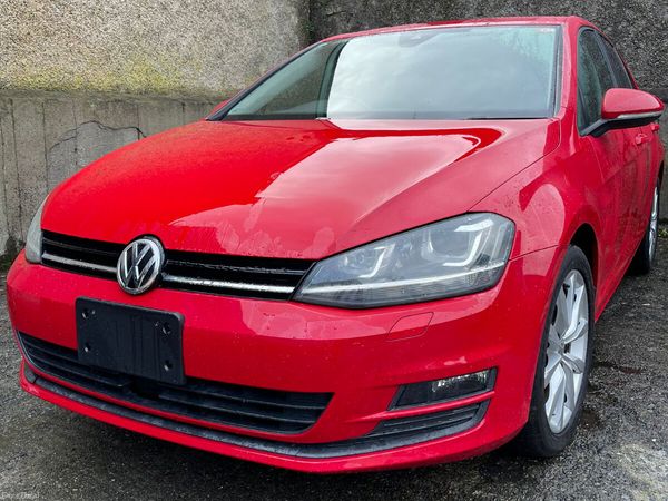 Volkswagen Golf Hatchback, Petrol, 2017, Red