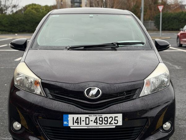 Toyota Vitz Hatchback, Petrol, 2014, Purple