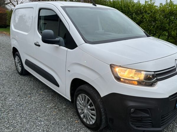 Citroen Berlingo MPV, Diesel, 2020, White