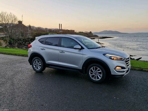 Hyundai Tucson SUV, Diesel, 2017, Silver